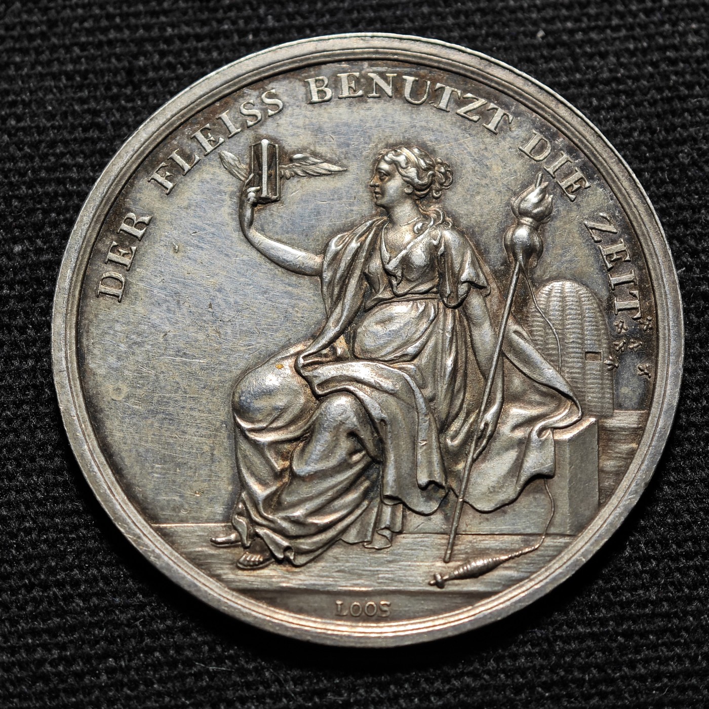 19世纪德国勤劳奖章银章直径约：36mm 重约：13.7g - 德藏- 德藏- 麦稀奇